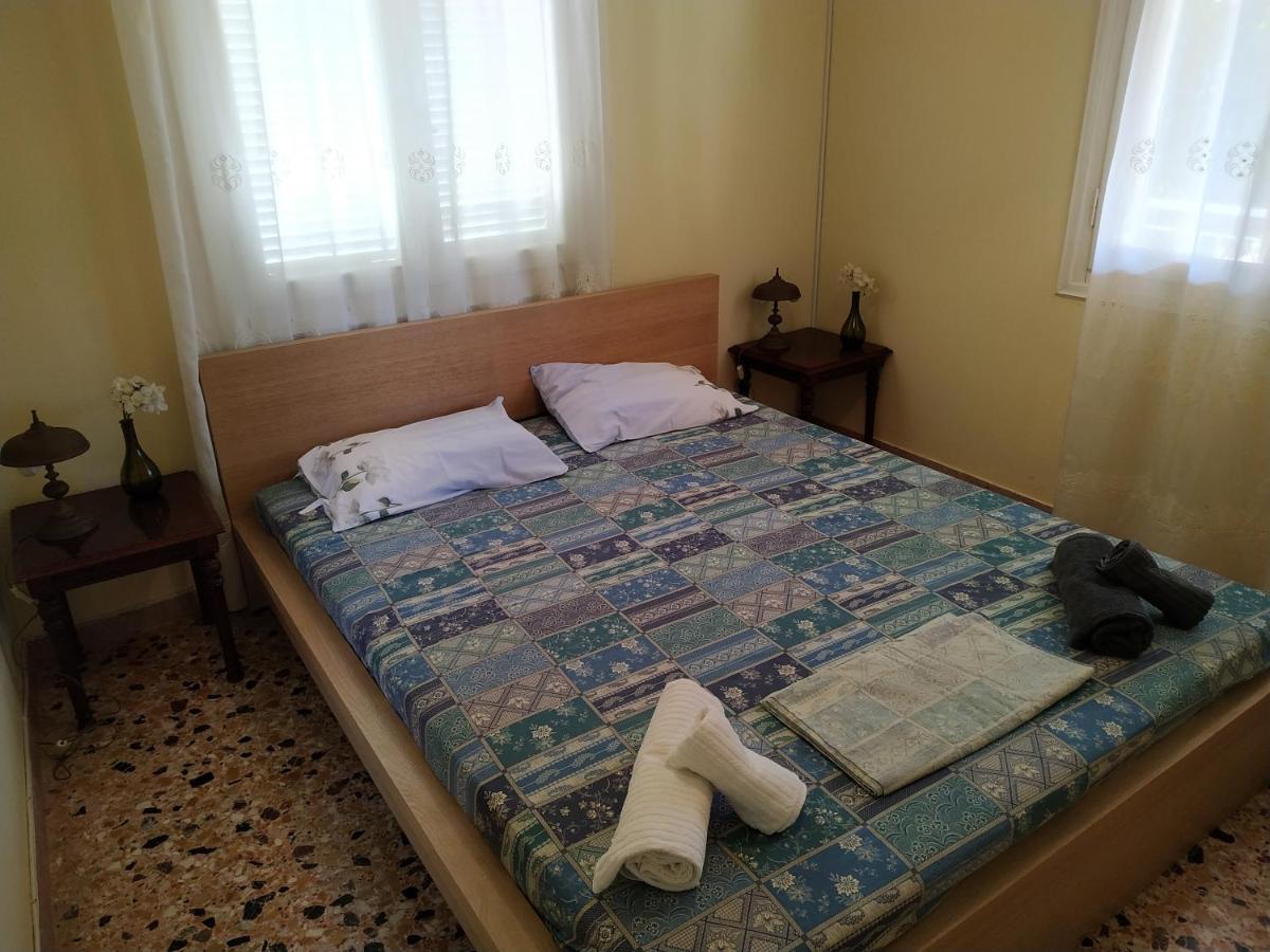Vangelis House Near Athens Airport Artémida Eksteriør bilde
